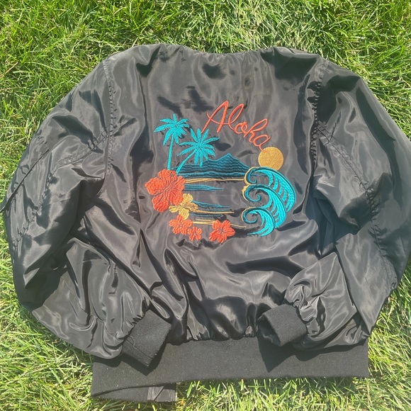 HAWAIIAN THEMED BOMBER JACKET - Picture 2 of 2